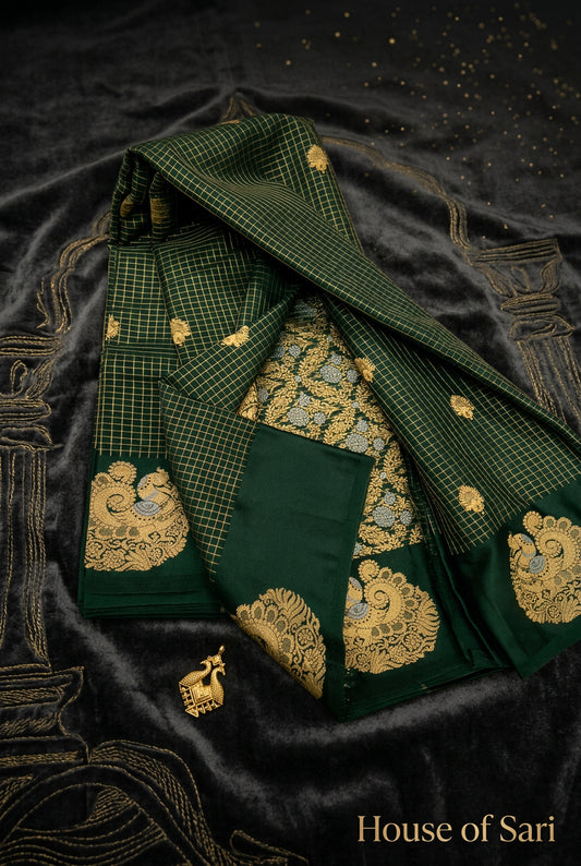 Semi Mysore Crepe Chex Saree with Open Border & Rich Pallu