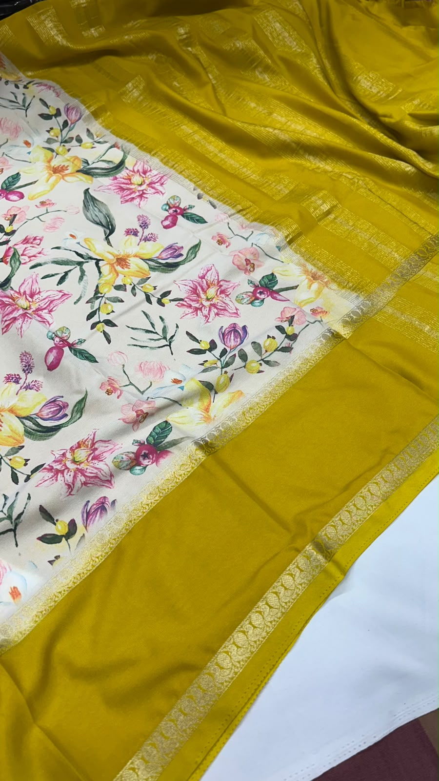 Premium Printed Crepe Saree with Plain Blouse and Bentex Border